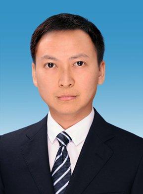 80后谭雪峰当选重庆市秀山县县长