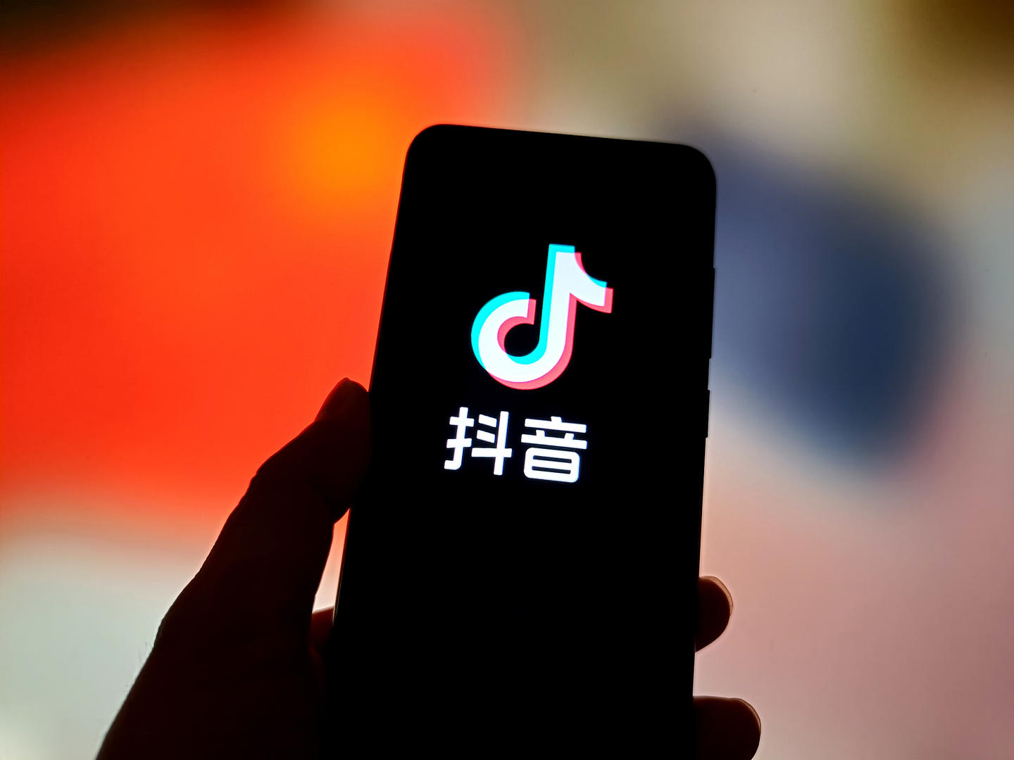 欧美肥胖 BBWass 引领时尚新潮流，打破传统审美界限，展现自信独特魅力，重塑女性身体美学标准