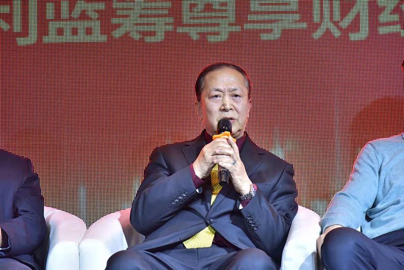 董事长袁光顺,博星证券研究所所长,著名财经评论员,金董会创始人邢星