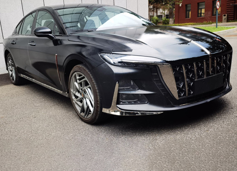 惊现全新h6无伪谍照红旗也玩起了大掀背